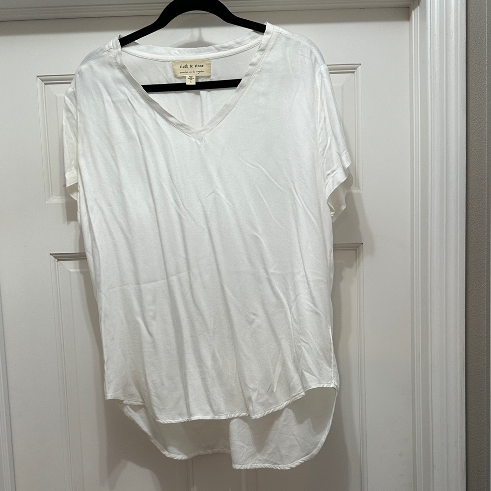 Cloth & Stone White Short Sleeve V-Neck Tee